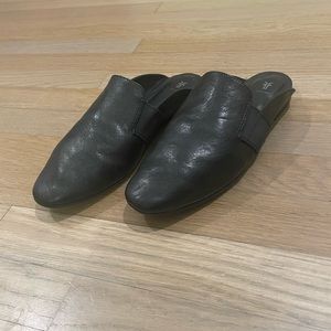 Frye black leather mules